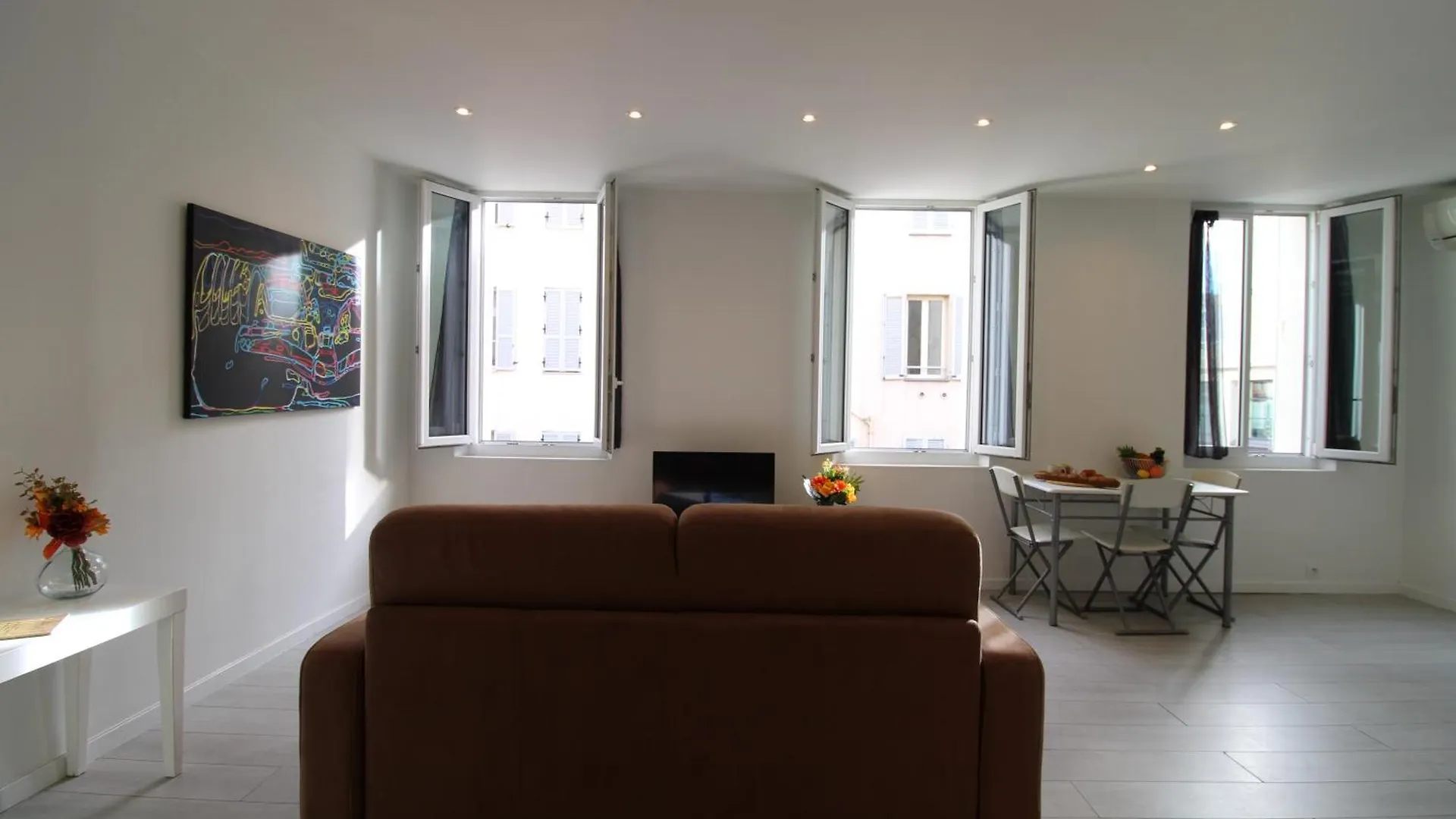 Le Clemenceau By Apirent #Cosy #200M Des Plages #Wifi Cannes Apartment